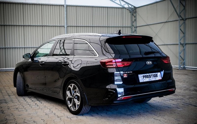 Kia Ceed cena 67900 przebieg: 117000, rok produkcji 2019 z Lubartów małe 121